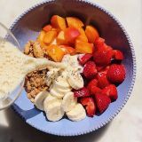 Zestaw Sproud Vanilla 1 l + Almond Crush Granola 345 g. Kremowy napój roślinny i chrupiąca granola z czekoladą i migdałami i pekanami– białko i błonnik w duecie