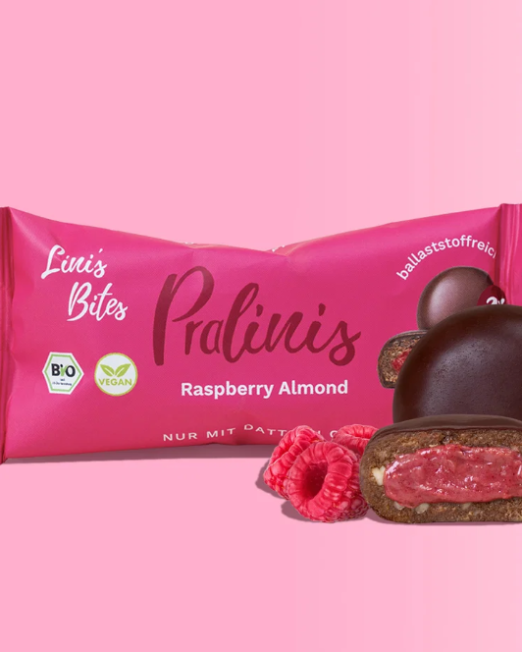 BIO pralinki z maliną i migdałem wegańskie