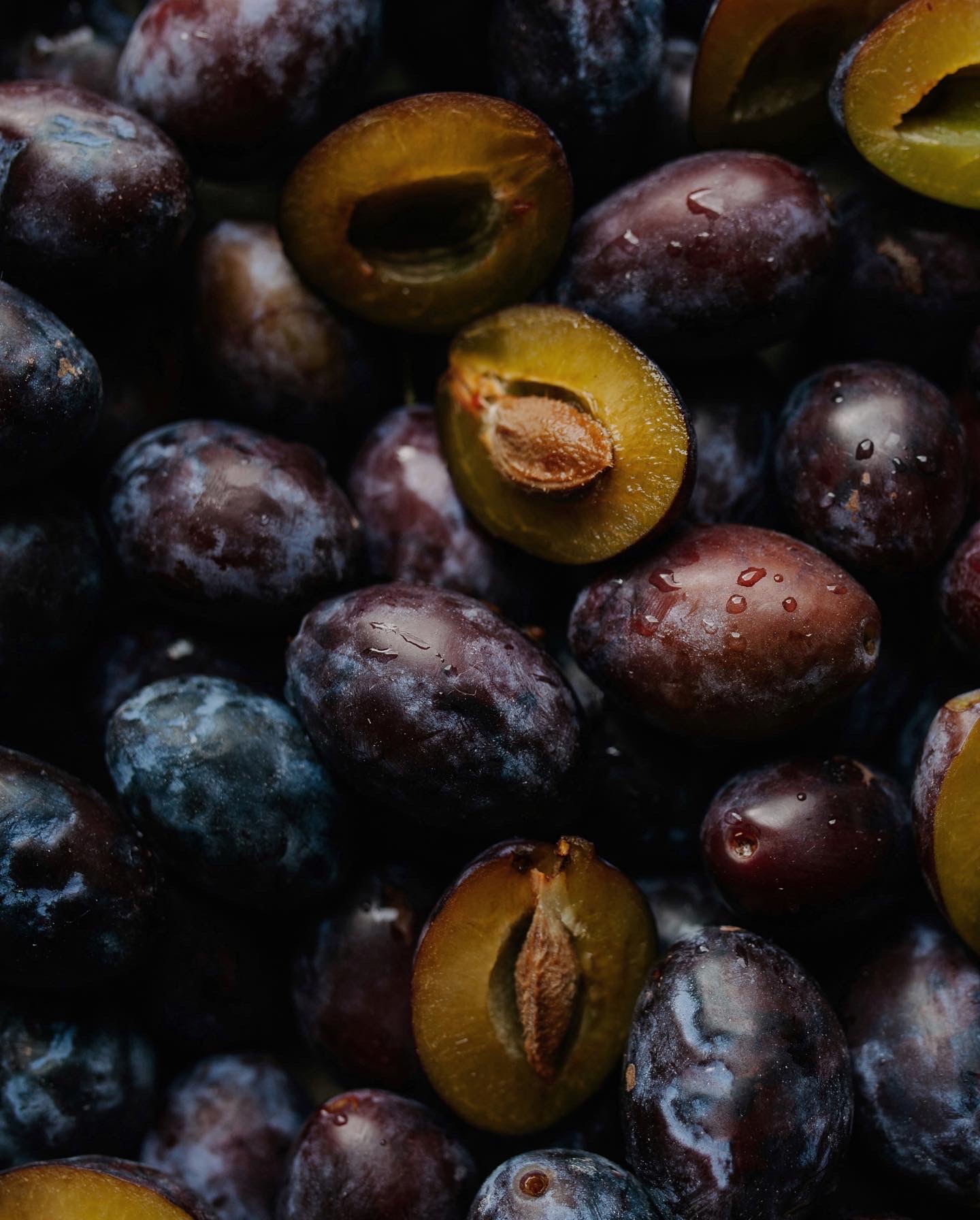 CINNAMON & PLUM BIRCHER MUESLI